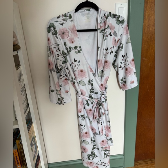 Caden Lane Maternity Robe - Picture 1 of 1
